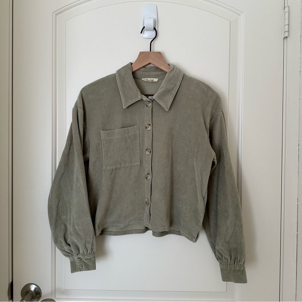 Madewell Knit Corduroy Crop Shirt-Jacket Sage Green Olive Button-Front Pocket - Picture 4 of 8